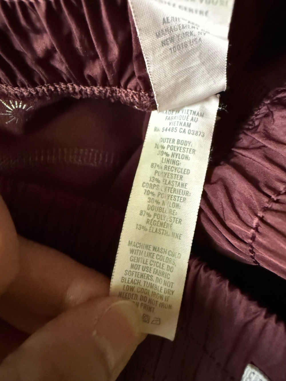 Women’s Offline by Aerie the hugger burgundy active shorts size medium - Picture 3 of 8